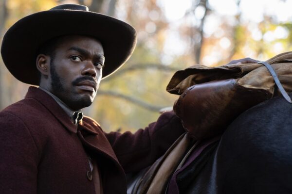 William Jackson Harper in una scena di “The Underground Railroad”. Credits: Prime Video.