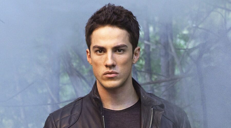 the vampire diaries uomini everett collection michael trevino tyler lockwood