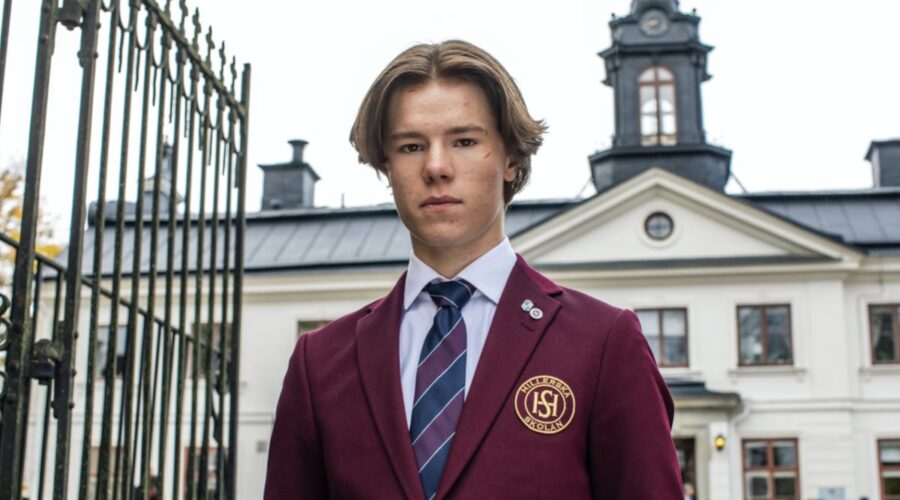 Edvin Ryding è il protagonista di “Young Royals”. Credits: Johan Paulin/Netflix.