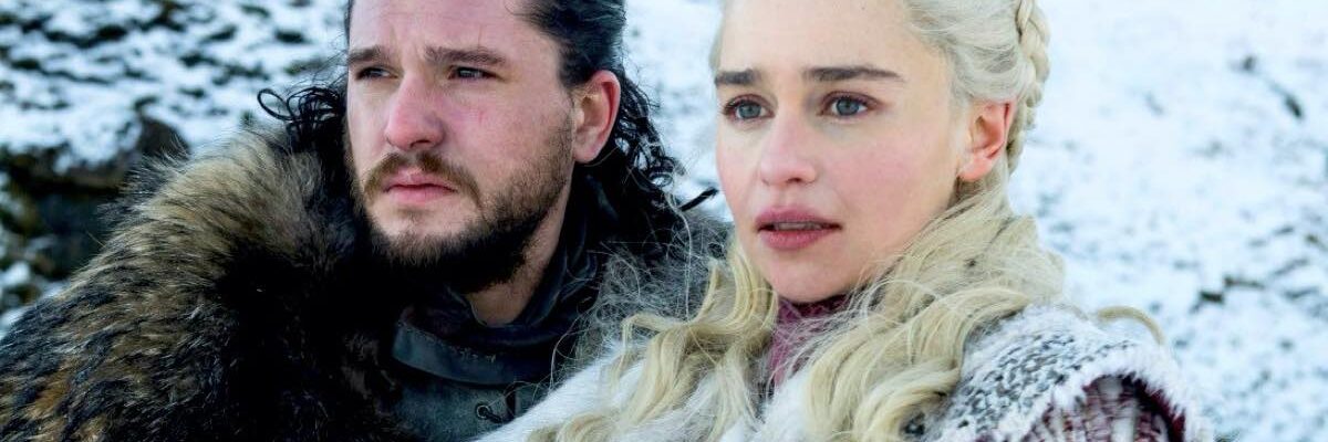 Kit Harington (Jon Snow) e Emilia Clarke (Daenerys Targaryen) in Game Of Thrones Serie TV. Credits: Sky E HBO