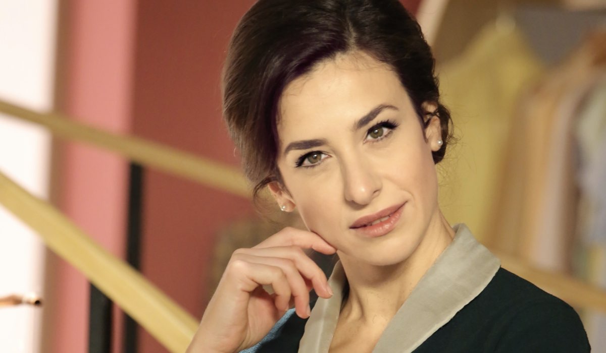 Lara Komar Lascia Il Paradiso Delle Signore