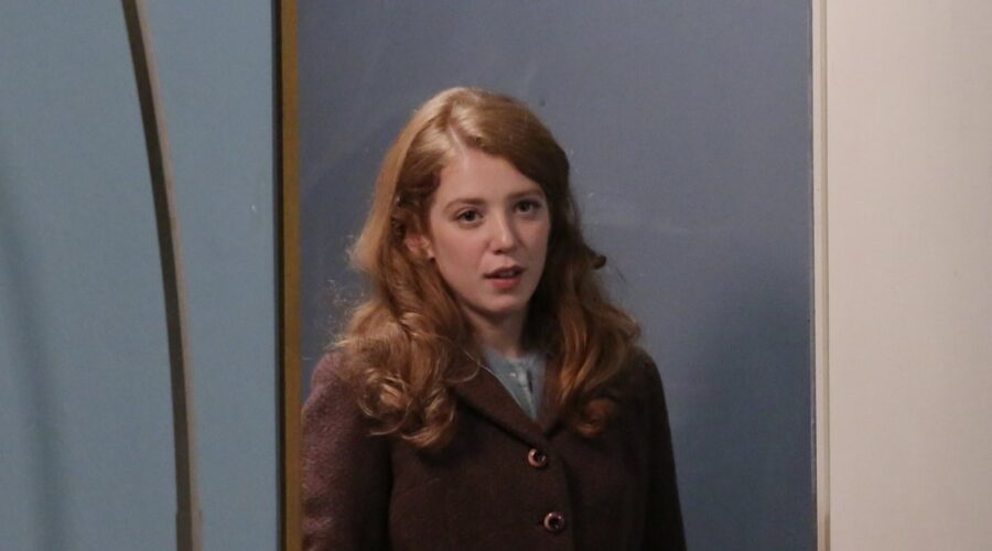 Il Paradiso Delle Signore 5: una scena con Anna Rossi interpretata da Francesca Carrain. Credits: P. Bruni e Rai