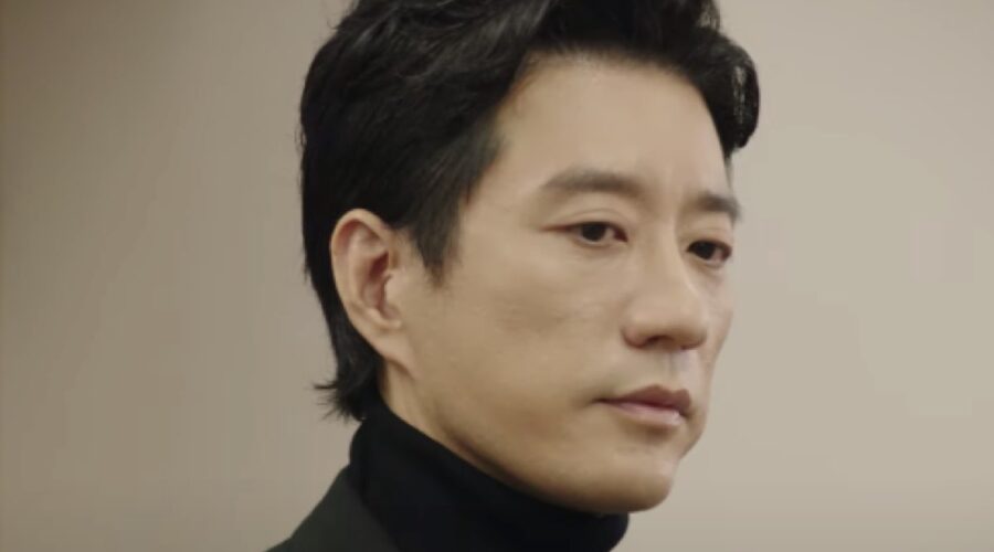 Kim Myung-min (Yang Jong-hoon ) in una scena dal Trailer ufficiale di Law School. Credits: Netflix