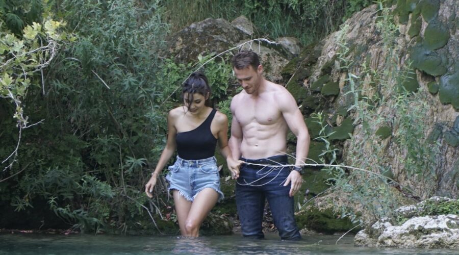 Love Is In The Air Per Episodio 15 Eda Yildiz (Hande Ercel) e Serkan Bolat (Kerem Bursin) Credits: Mediaset