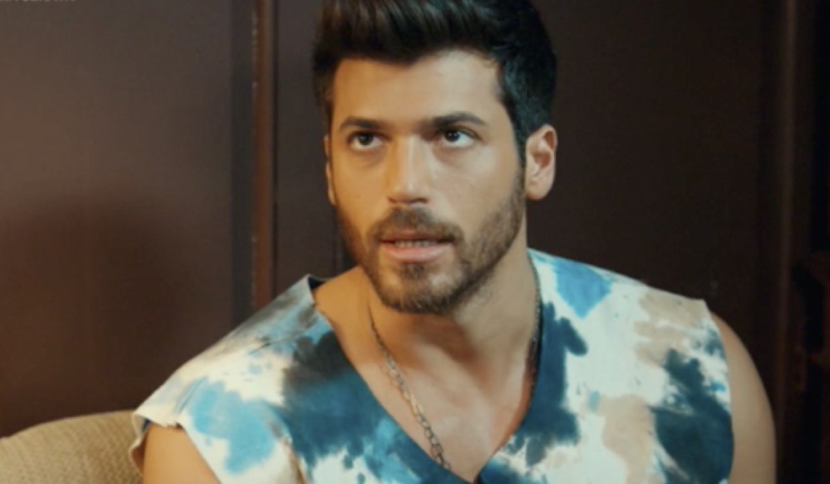 Ozgur (Can Yaman) stupito In Mr Wrong Credits: Mediaset