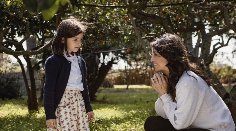 Sorelle Per Sempre, qui Donatella Finocchiaro e Viola Seggio. Credits: Rai