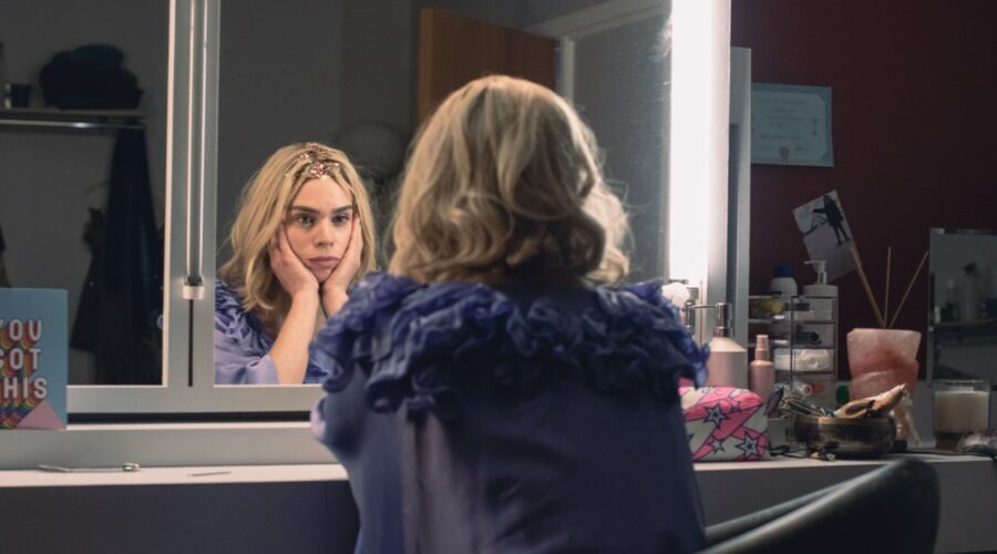 Billie Piper in una scena di “I Hate Suzie Too”. Credits: Sky Italia.
