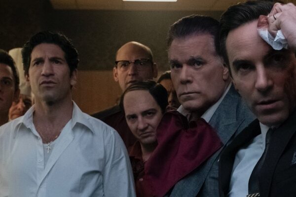 Billy Magnussen, Jon Bernthal, Corey Stoll, John Magaro, Ray Liotta e Alessandro Nivola In Molti Santi Del New Jersey Credits: Barry Wetcher/ Warner Bros. Entertainment Inc. All Rights Reserved.