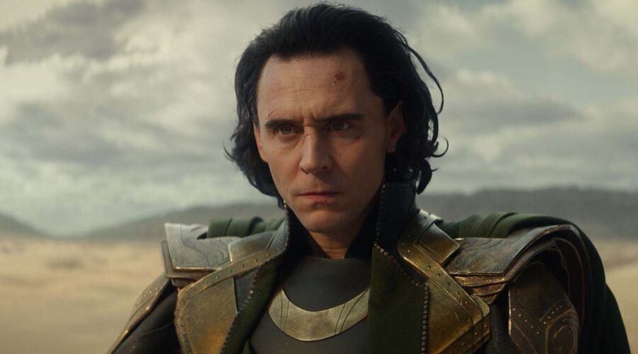 Tom Hiddleston è Loki nell'omonima serie televisiva. Credits: Disney Plus e Marvel Studios.
