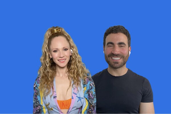 Ted Lasso, Juno Temple e Brett Goldstein protagonisti di “Ted Lasso”. Credits: Cattura schermo/Apple TV+.