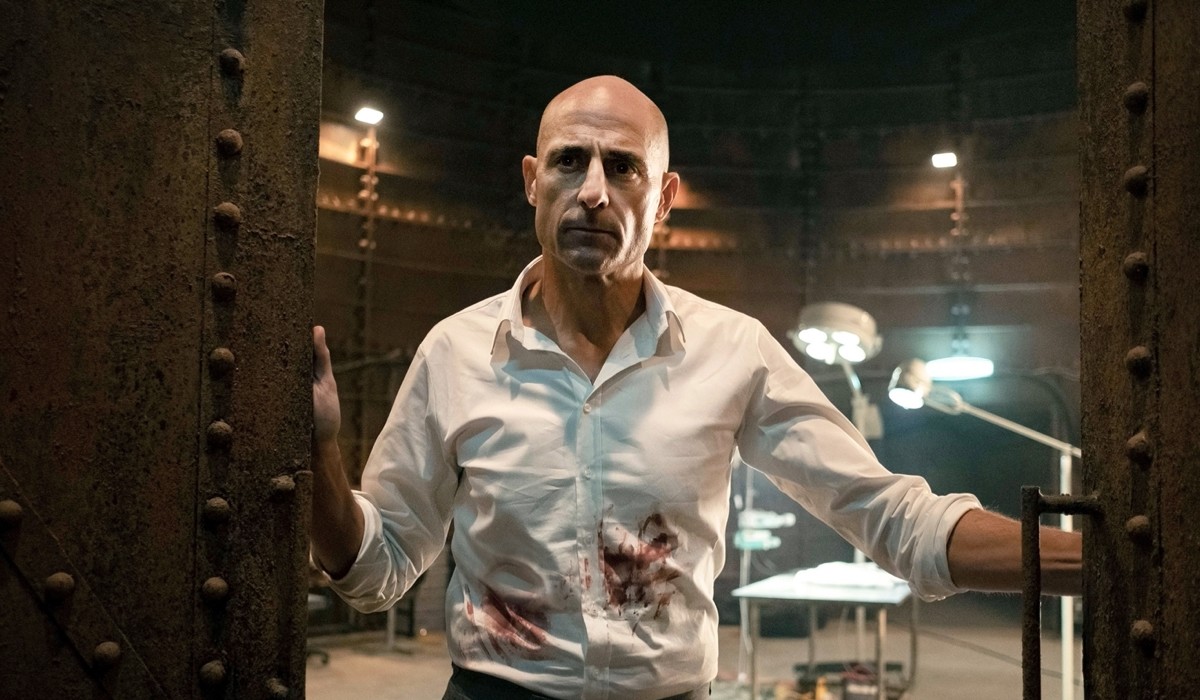 Mark Strong (Daniel Milton) in una scena di “Temple”. Credits: Sky.