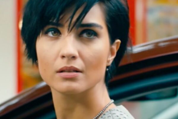 Tuba Buyukustun (Suhan) In Brave And Beautiful Credits: Mediaset
