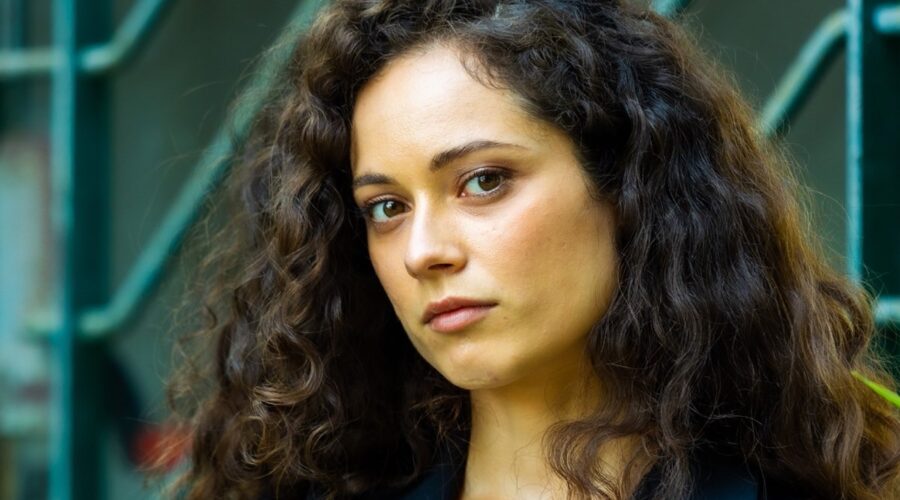 Agnese Lorenzini (Susanna) In Una Scena Di Un Posto Al Sole. Credits: Rai