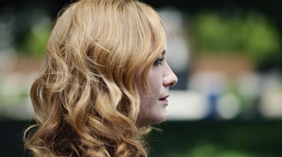 Christina Hendricks Interpreta Beth In Una Scena Di Good Girls 4 Credits: Netflix