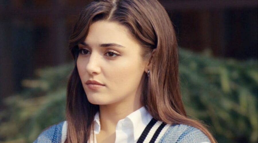Love Is In The Air, episodio 49: Eda Yıldız interpretata da Hande Erçel. Credits: Mediaset