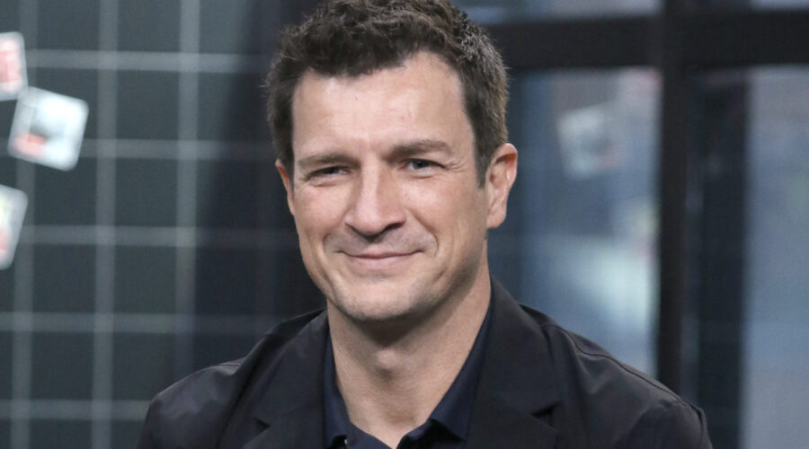 Nathan Fillion a the Build Series per parlare di