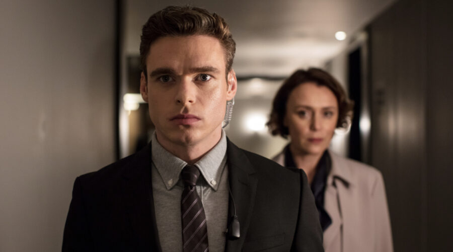 Da sinistra: Richard Madden e Keeley Hawes. Credits: Sophie Mutevelian/World Productions/Netflix.
