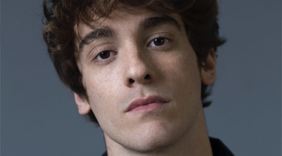 Federico Cesari, protagonista di “Tutto Chiede Salvezza”. Credits: Netflix.