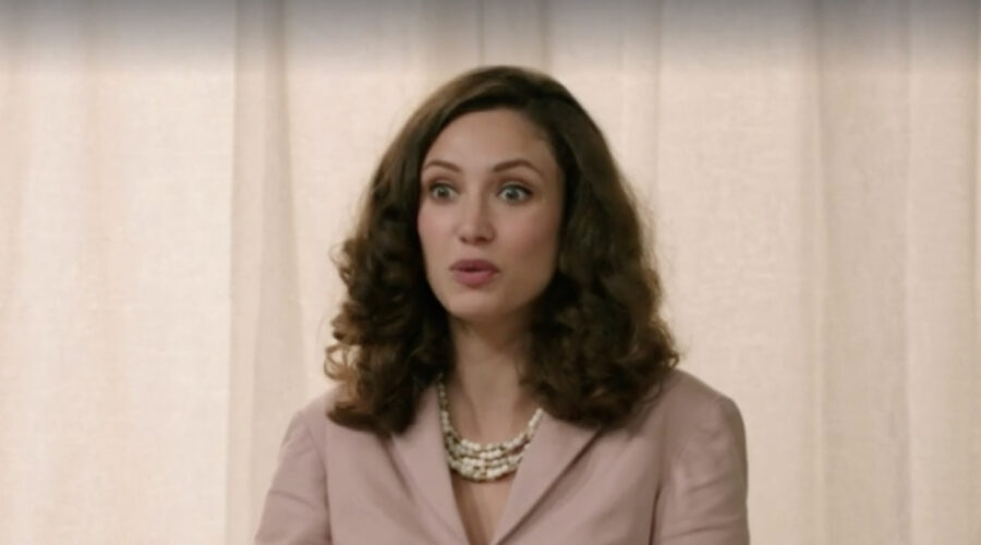 Lucrezia Massari (Flora Gentile Ravasi) in una scena della puntata 14 de