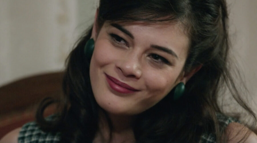 Neva Leoni (Tina Amato) in una scena della puntata 4 de 