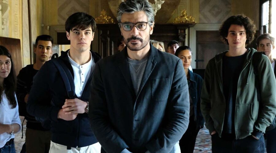 Una scena della fiction Luce dei tuoi occhi. Credits: Pierfrancesco Bruni per Banijay Studios Italy.