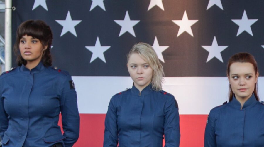 Ashley Nicole, Taylor Hickson e Jessica Sutton In Motherland: Fort Salem 2 Credits: Amazon Prime Video