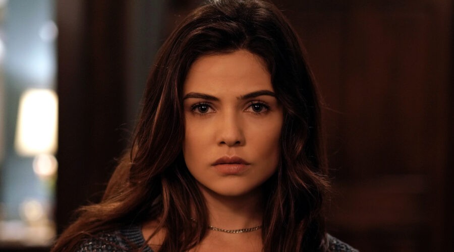 Danielle Campbell (Kaya Powell) In Una Scena Di Tell Me A Story Credits Sky