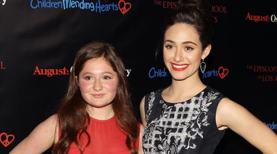 Emma Kenney E Emmy Rossum. Credits: Foto Di JB Lacroix/Getty Images