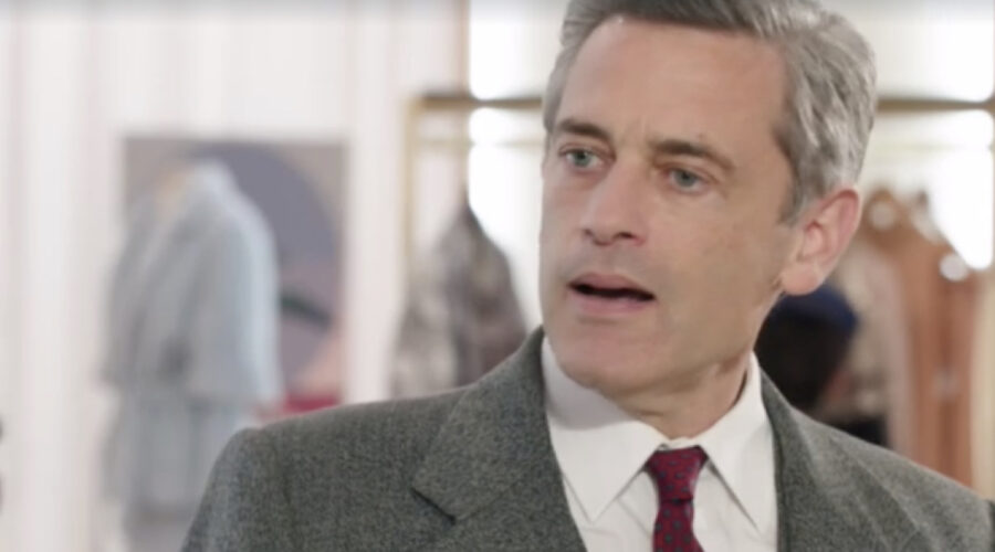 Massimo Poggio (Ezio Colombo) in una scena della puntata 16 de