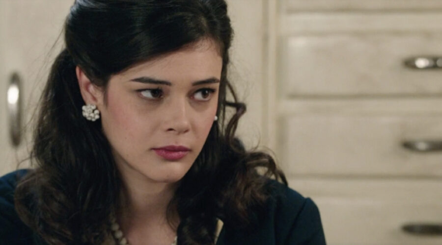 Neva Leoni (Tina Amato) in una scena della puntata 27 de