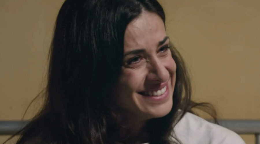 Lara Komar (Gloria Moreau) in una scena della puntata 30 de