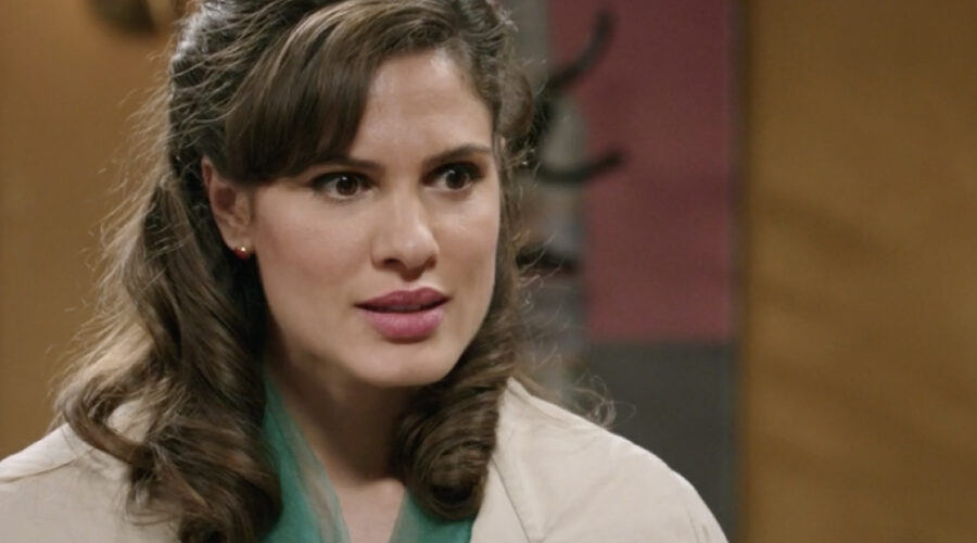 Giulia Vecchio (Anna Imbriani) in una scena della puntata 31 de