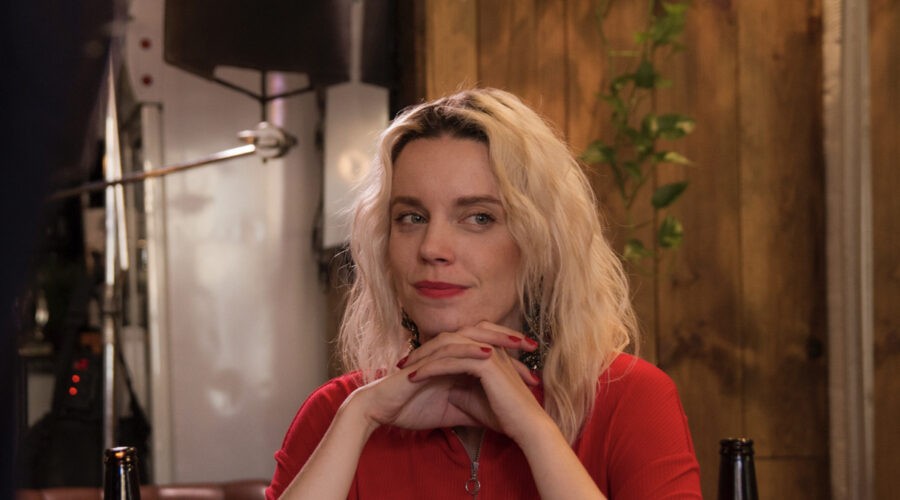 Carolina Bang (Dorien) in una scena di 