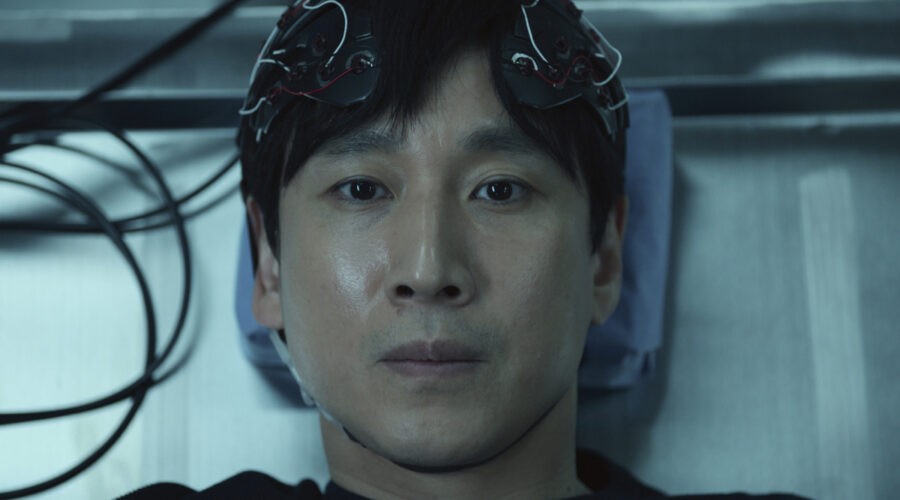 Lee Sun-kyun And Park Hee-soon In Dr. Brain Premiering Globally: Credits Apple Tv+