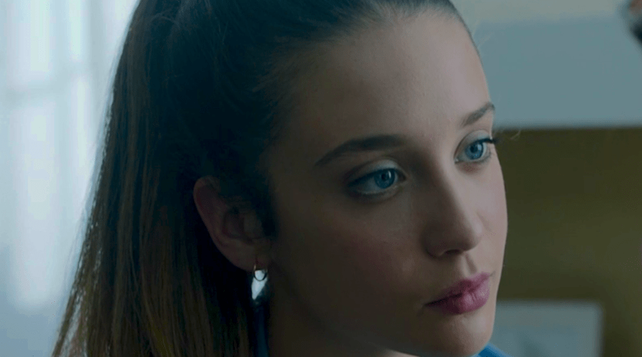 Maria Pedraza in Si Fueras Tu (credits serially - rtve)