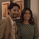 Da sinistra: Mark Indelicato e Emeraude Toubia in una scena di “With Love”. Credits: Amazon Prime Video/Amazon Studios.