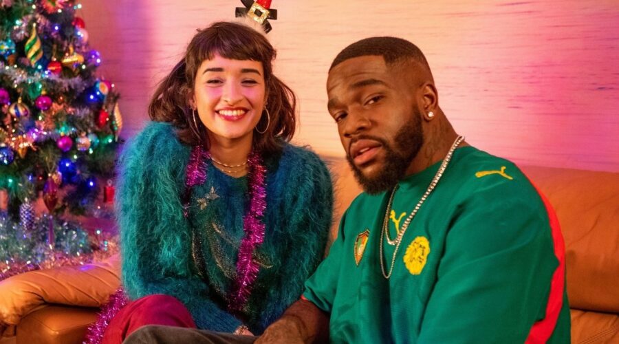 Christmas Flow - Gli opposti si innamorano, con Shirine Boutella (Lila) e Tayc (Marcus). Credits: Netflix