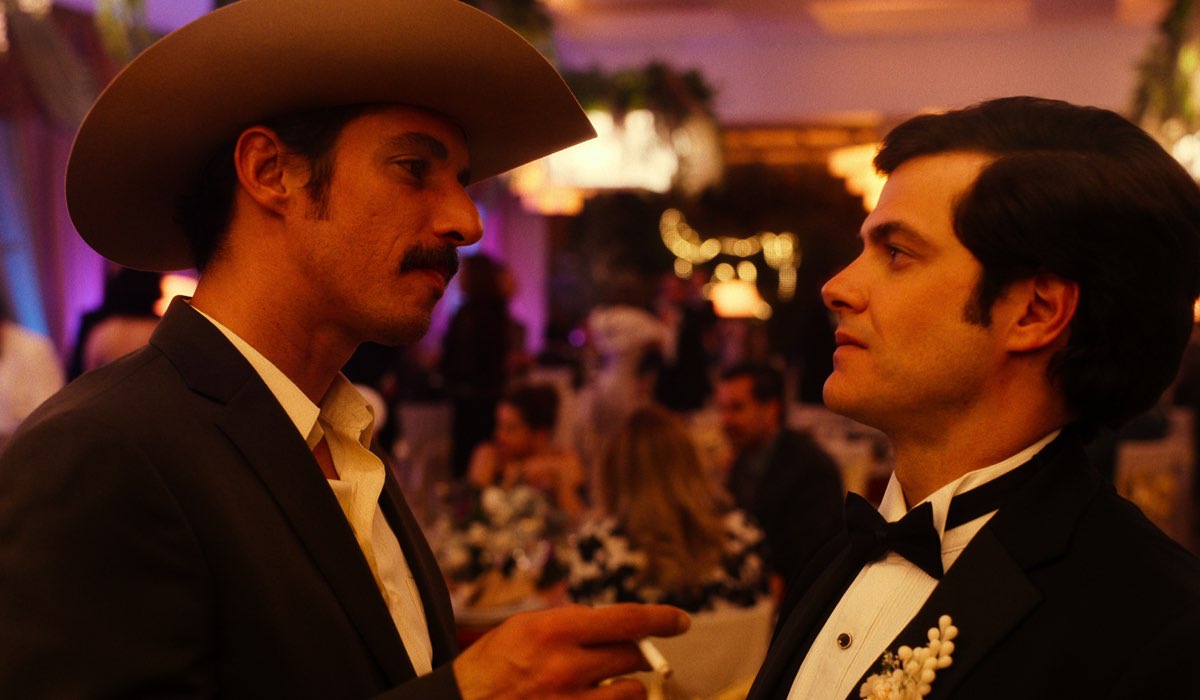 Gorka Lasaosa (El Mayo) e Alfonso Dosal (Benjamin Arellano Felix) In Narcos Messico 3 Credits: Netflix