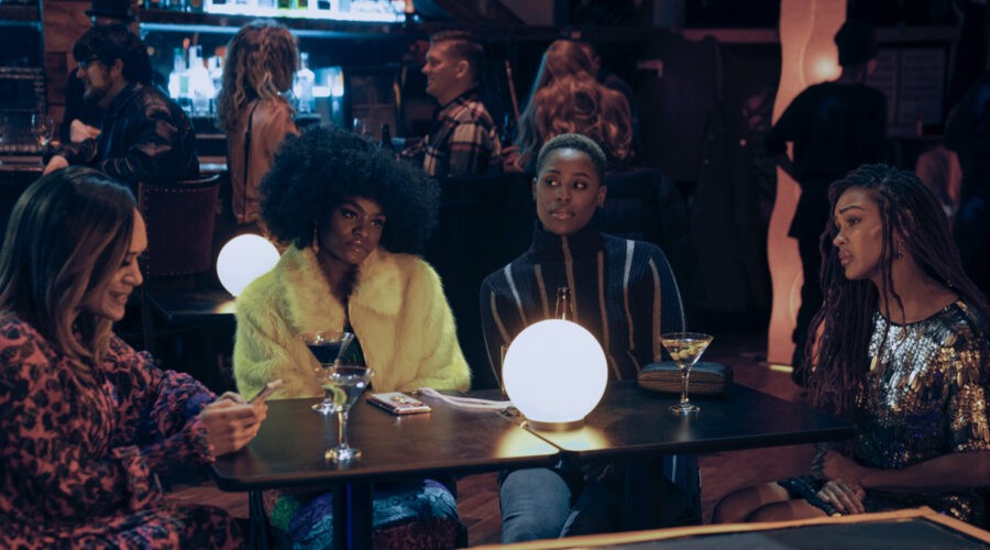 Da sinistra: Grace Byers, Shoniqua Shandai, Jerrie Johnson e Meagan Good in una scena di “Harlem”. Credits: Prime Video.