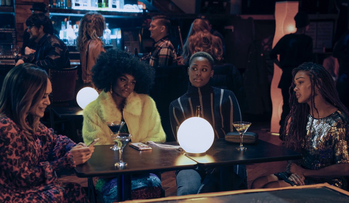 Da sinistra: Grace Byers, Shoniqua Shandai, Jerrie Johnson e Meagan Good in una scena di “Harlem”. Credits: Prime Video.