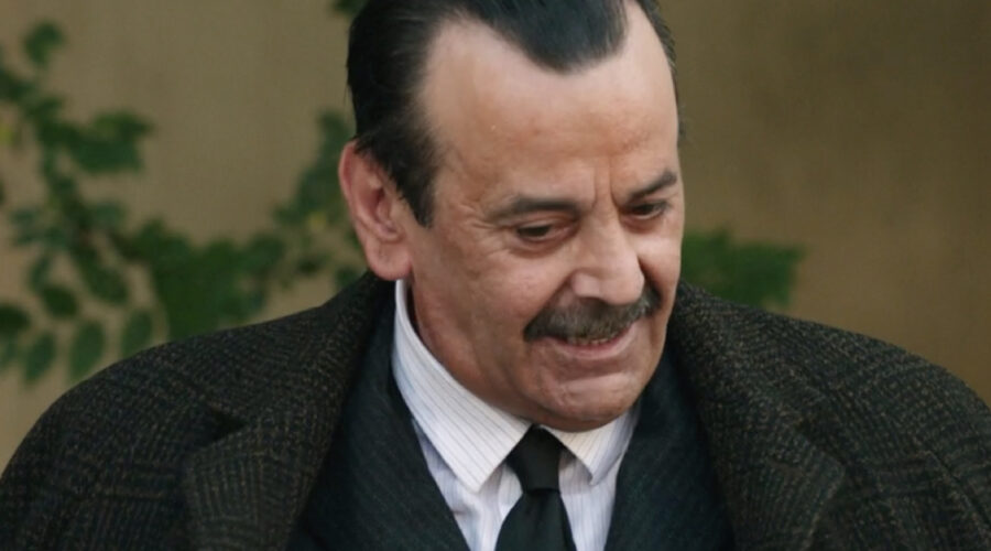 Nicola Rignanese (Giuseppe Amato) in una scena della puntata 37 de 