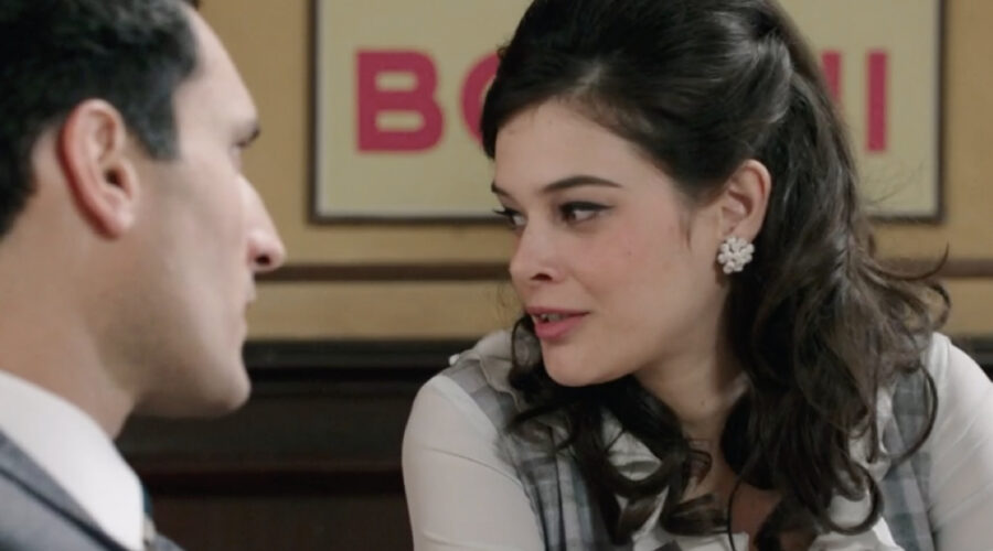 Neva Leoni (Tina Amato) in una scena della puntata 43 de 