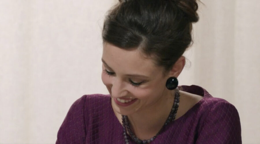 Lucrezia Massari (Flora Gentile Ravasi) in una scena della puntata 56 de 