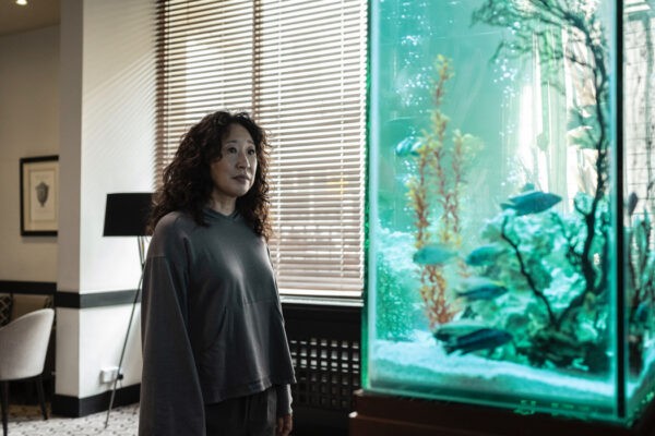 Eve Polastri interpretata da Sandra Oh in una scena di “Killing Eve”. Credits: Timvision.