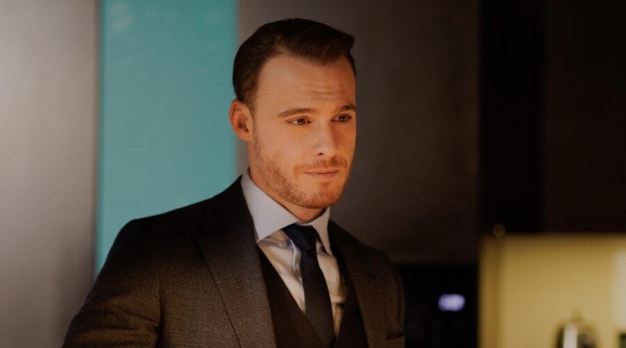 Love Is In The Air: Serkan Bolat interpretato da Kerem Bürsin. Credits: Mediaset