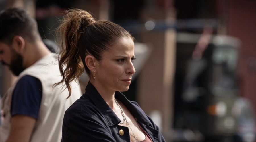 Anna Ammirati (Liz) in una scena di “Mare Fuori 2”. Credits: Sabrina Cirillo e Rai.