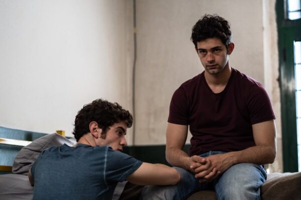 Nicolas Maupas e Massimiliano Caiazzo In Mare Fuori 2 Credits: Sabrina Cirillo E Rai