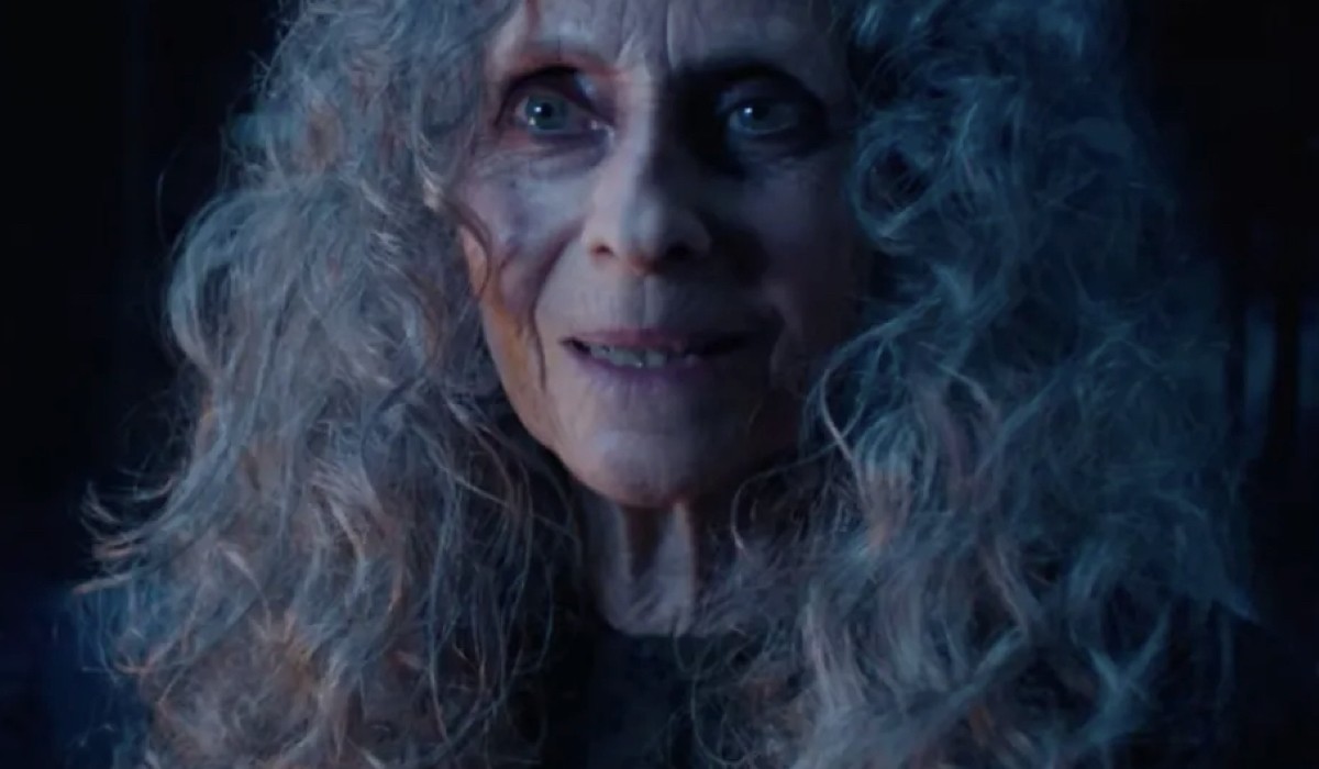 Ania Marson È La Madre Immortale In The Witcher Seconda Stagione Credits Netflix