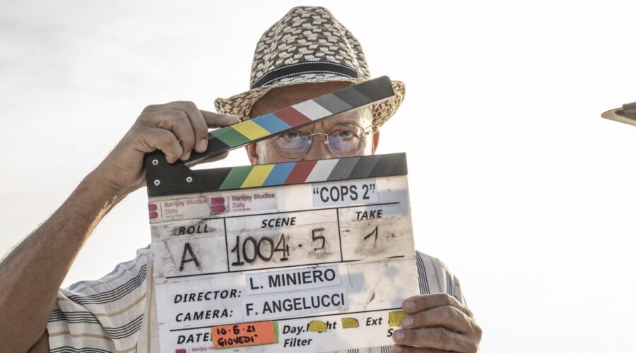 Claudio Bisio Sul Set Di Cops 2 Credits Sky