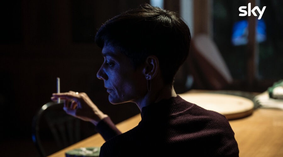 Donna Luciana (Tania Garribba) in una scena della quinta stagione di “Gomorra - La Serie”. Credits: Marco Ghidelli/Sky.